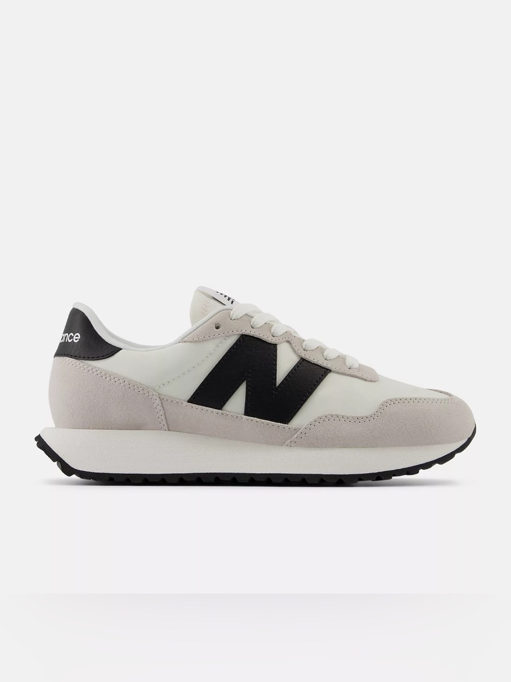 New Balance 237 Women’s 8.5 in Sea Salt with Silver Birch and Black